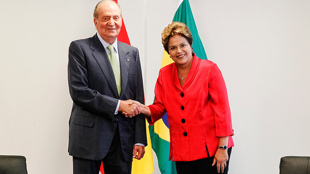 A presidente Dilma Rousseff recebe o rei da Espanha Juan Carlos I no Palácio do Planalto