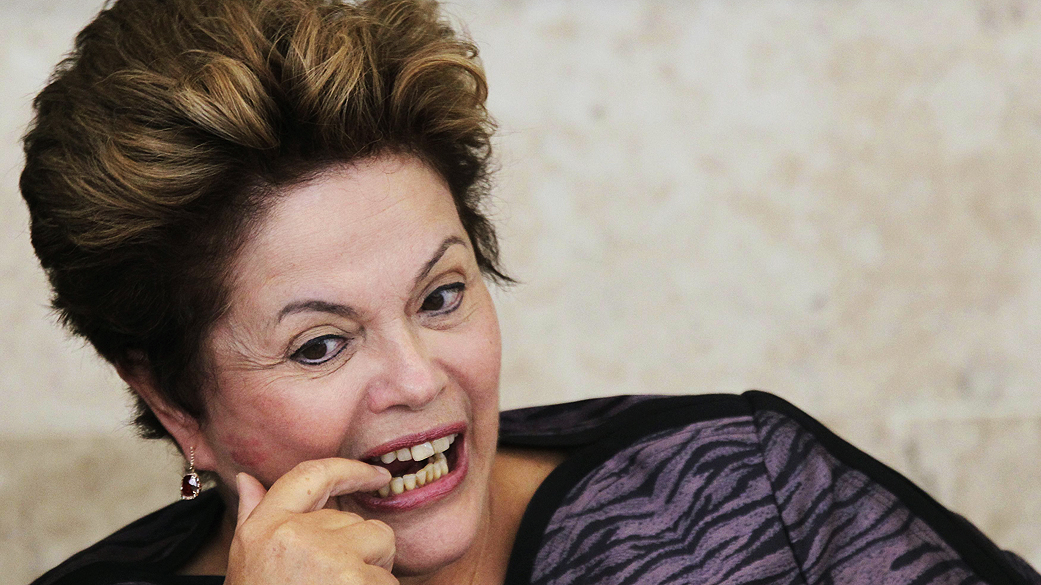 A presidente Dilma Rousseff reuniu, em março, governadores e prefeitos para discutir investimentos do PAC em obras de pavimentação, mobilidade e saneamento