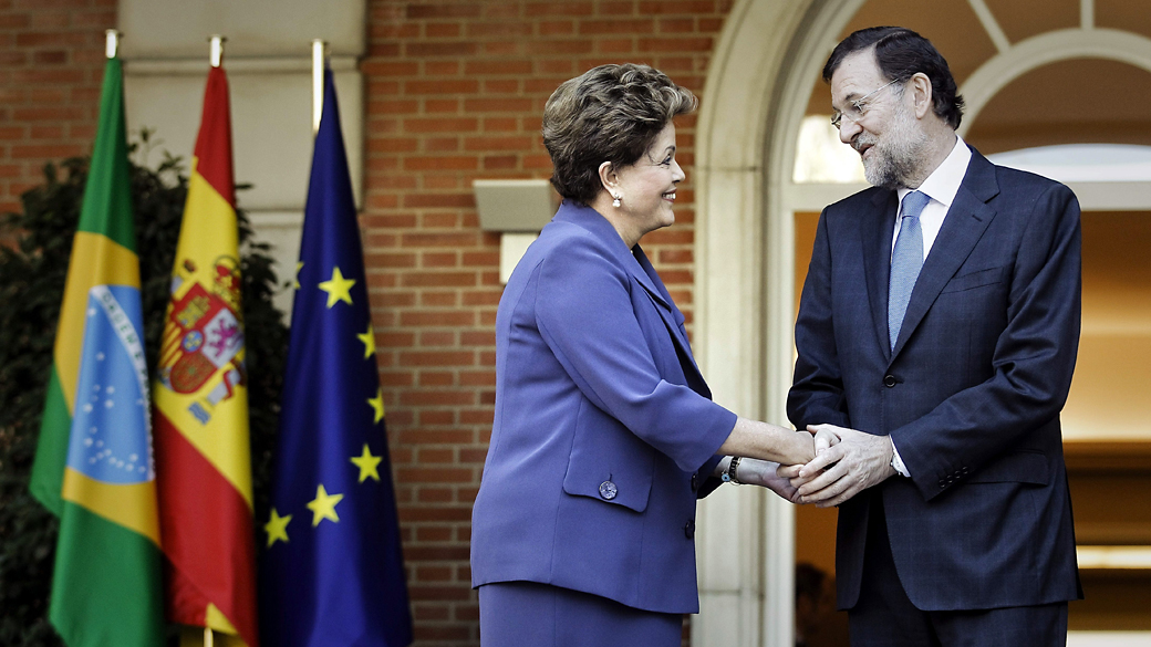 Primeiro ministro espanho Mariano Rajoy recebe a presidente Dilma Roussef no Palácio Moncloa, em Madri