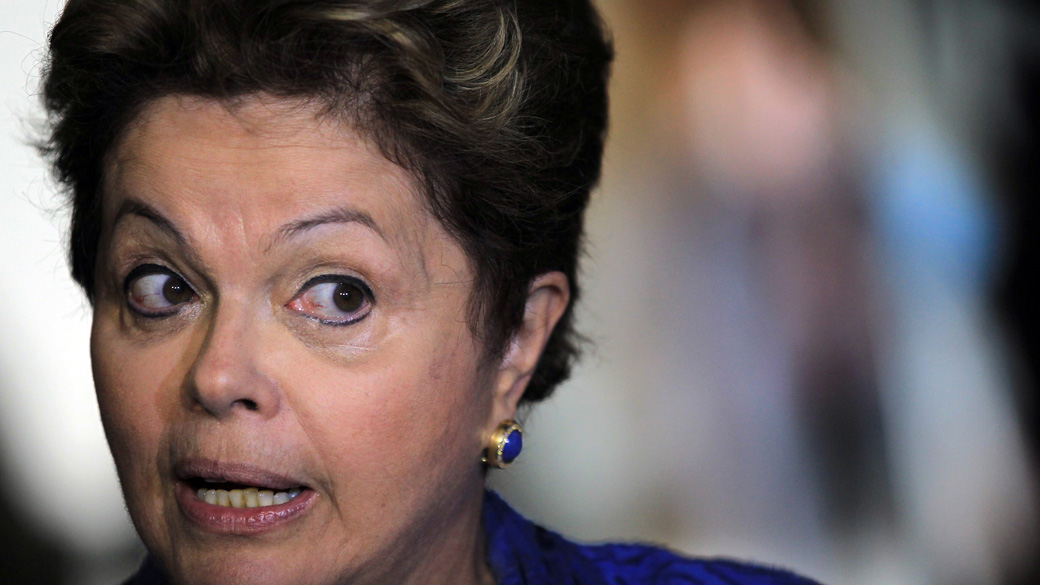 Dilma Rousseff, na cerimônia de lançamento dos Planos Setoriais na reunião do Fórum Brasileiro de Mudanças Climáticas, em Brasília