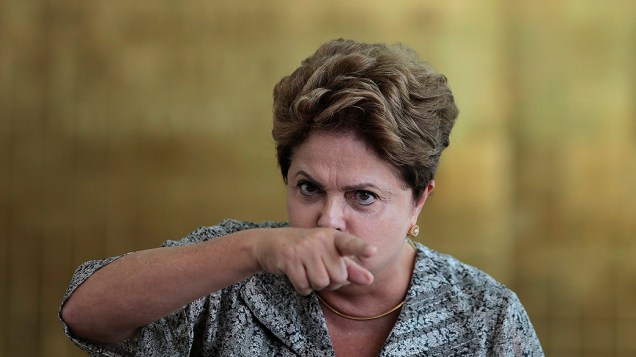 A presidente Dilma Rousseff durante coletiva, no Palácio do Planalto, nesta sexta-feira (19)