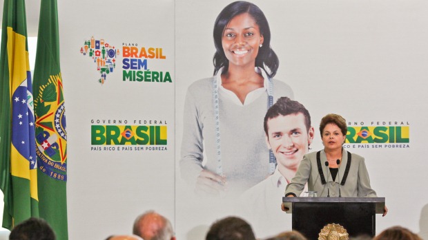 Dilma Rousseff: “Não se faz escala de demissão todos os dias. Isso não é Roma antiga"