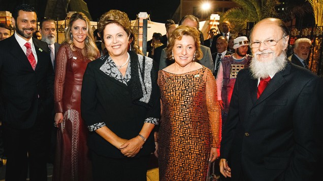 A presidente Dilma e o empresário e líder religioso, Edir Macedo, na inauguração do Templo de Salomão, em São Paulo