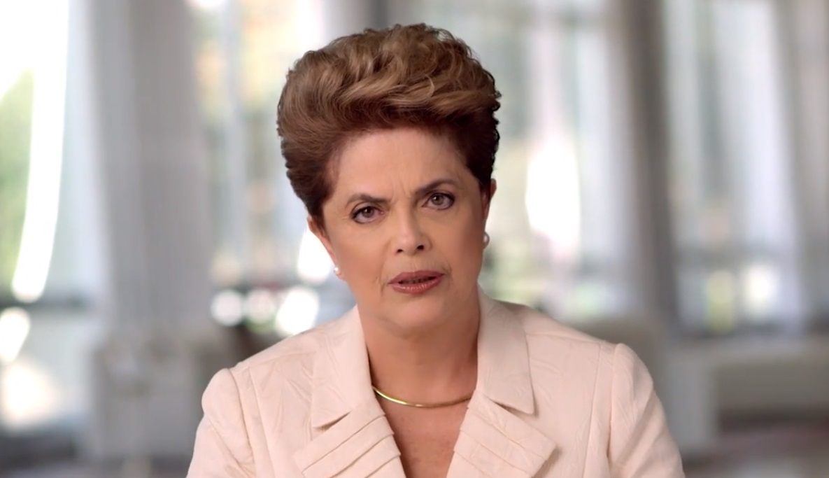 Dilma Rousseff discursa contra 'aventura golpista'