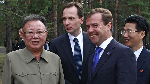 O dirigente norte-coreano Kim Jong-il se reuniu nesta quarta-feira com o presidente russo Dmitri Medvedev