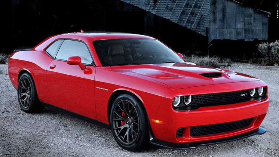 Novo Dodge Challenger SRT tem mais de 600 cv