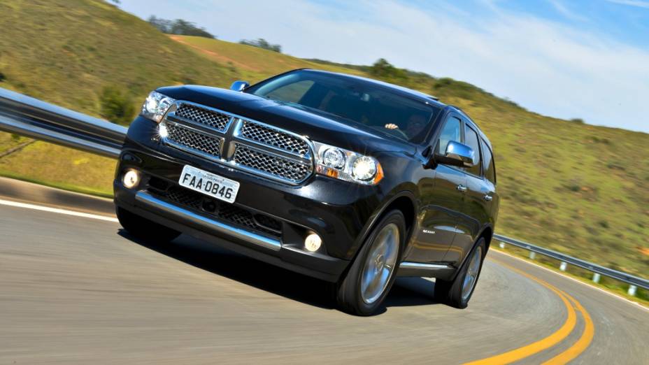 Durango: motor V6 3.6 litros, a gasolina, com 286 cv, e autonomia de mais de 800 quilômetros