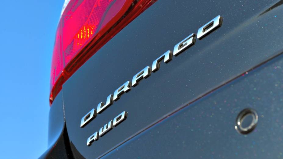 Durango: motor V6 3.6 litros, a gasolina, com 286 cv, e autonomia de mais de 800 quilômetros