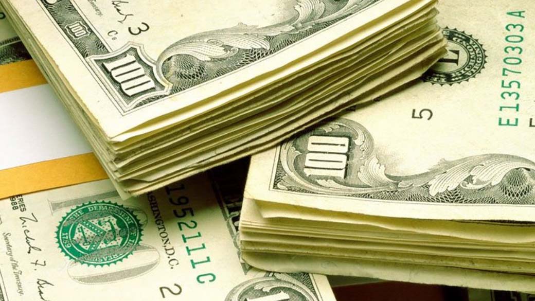 Governo quer manter dólar no patamar de 2 reais