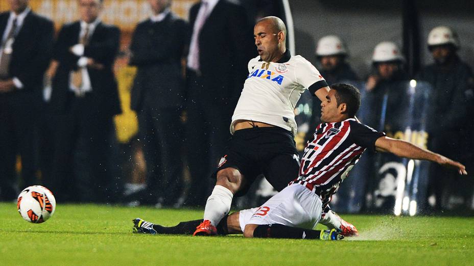 Corinthians vence São Paulo no Pacaembu e é campeão da Recopa Sul-Americana