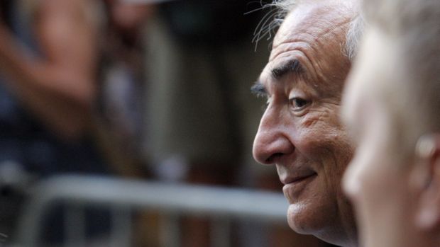 Strauss-Kahn deixa a Corte após arquivamento de seu processo