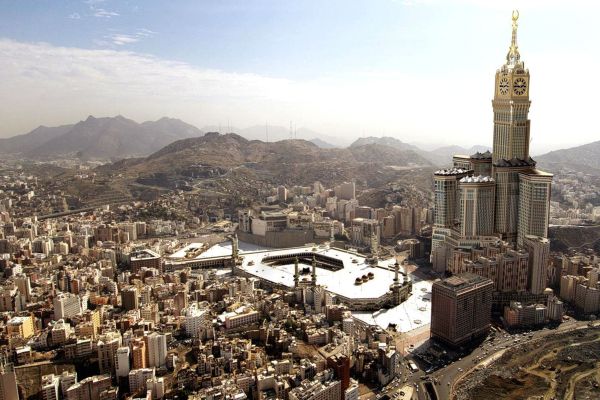 Relógio será construído pelo gigante do setor imobiliário saudita BinLaden Group