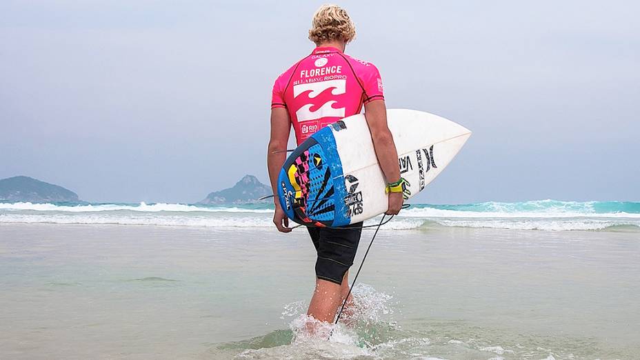 O havaiano John John Florence na Barra da Tijuca, no Rio de Janeiro