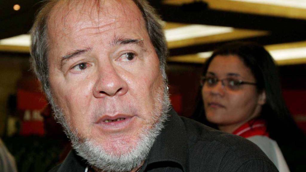 Duda Mendonça assina acordo de delação premiada com a PF