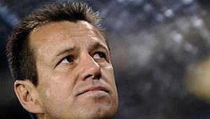Dunga: primeiro time, depois da seleção, no Catar