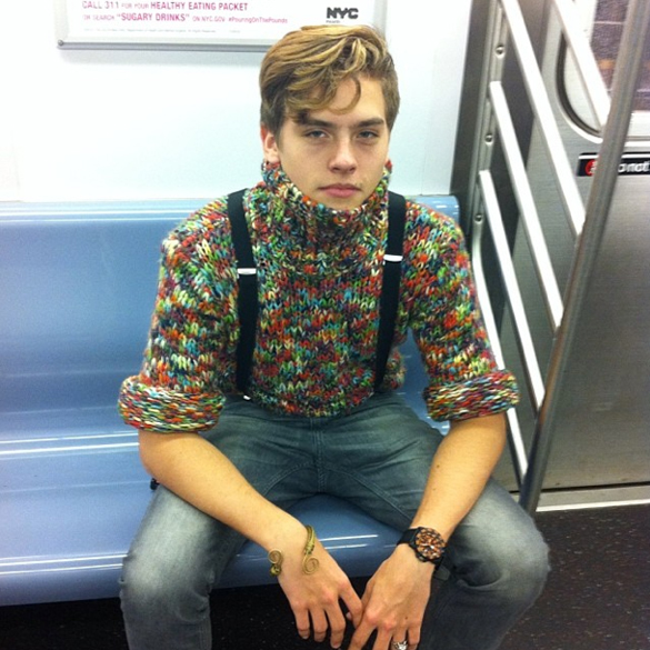 Dylan Sprouse posta foto no Instagram Dylan Sprouse posta foto no Instagram