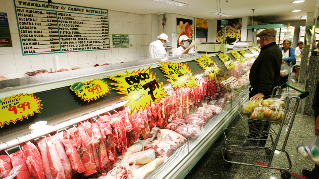 Preço dos alimentos continua sendo um dos responsáveis pelo aumento da inflação