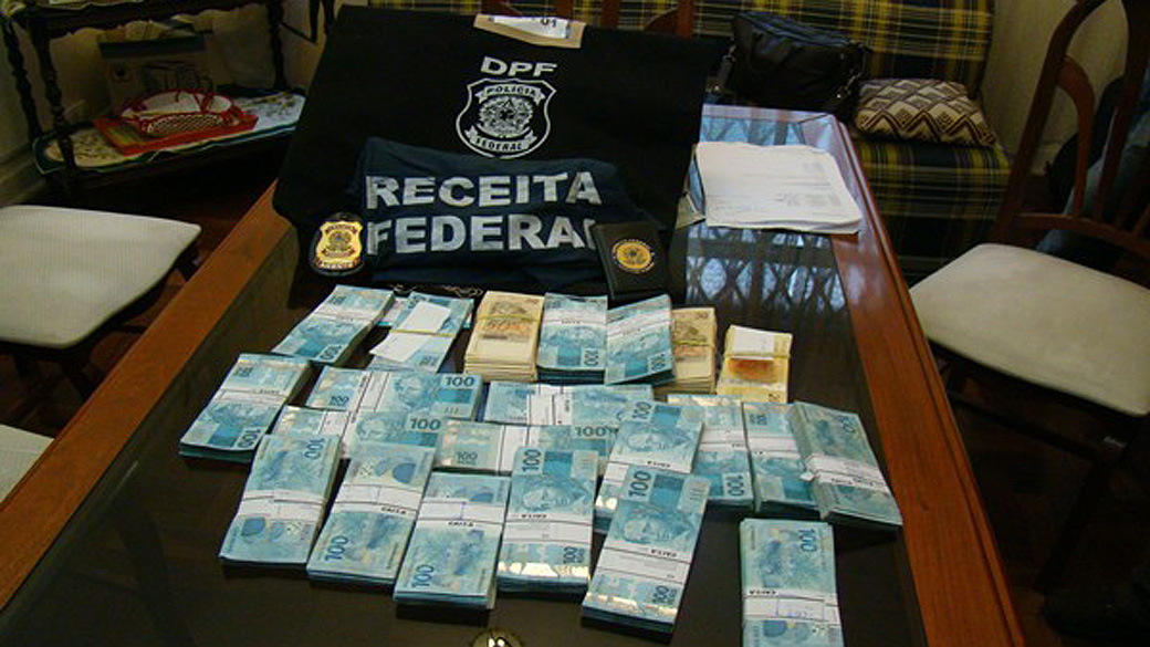 PF deflagra a Operação Publicano contra fraudes no Imposto de Renda