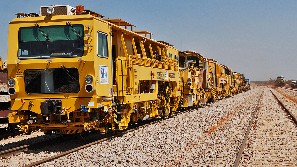 Trem na Ferrovia Norte-Sul