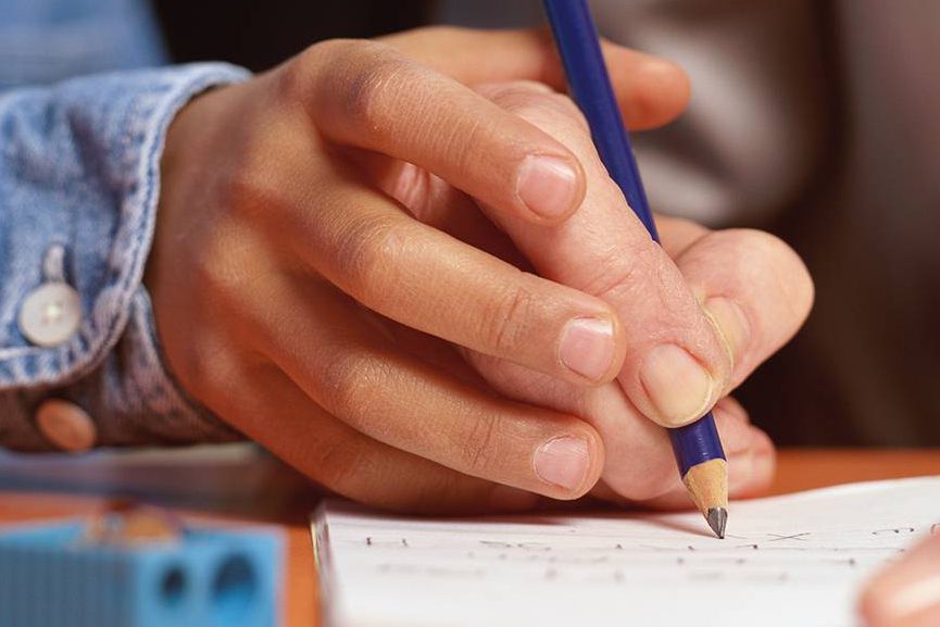 Avanços na educação dependem de recriação do MEC