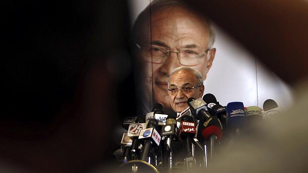 Egito: Ahmed Shafiq é militar reformado