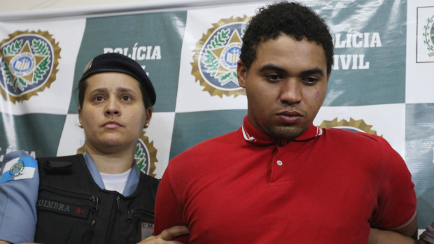 Elder Marinho, suspeito de ter estuprado e matado Rebeca, está com o rosto arranhado. Para a polícia, a marca pode ter sido deixada pela criança durante tentativa de se defender