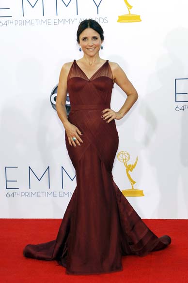 A atriz Julia Louis-Dreyfus durante o Emmy Awards 2012