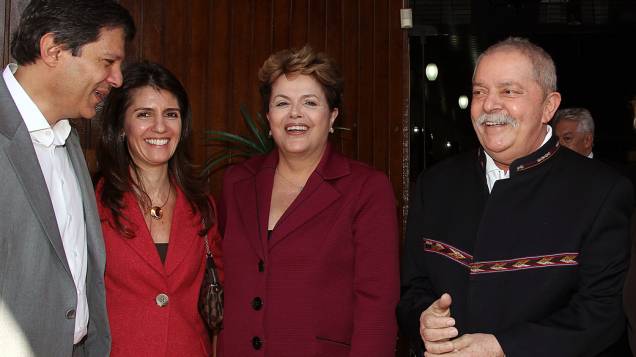 Fernando Haddad, Ana Estela Haddad, Dilma Rousseff e Lula após almoço em São Paulo