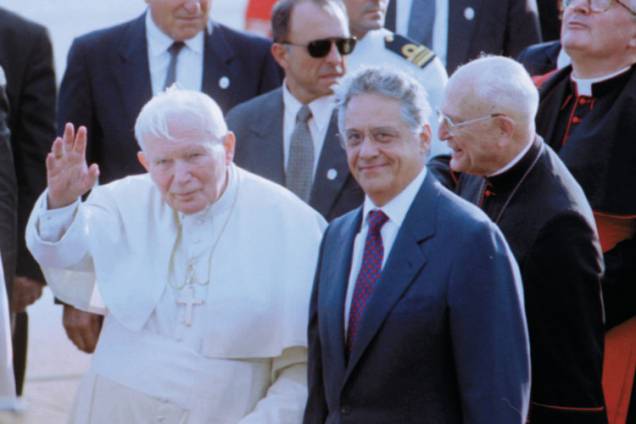 Com o presidente Fernando Henrique Cardoso e a primeira-dama Ruth Cardoso em sua terceira visita ao Brasil, em 1997.