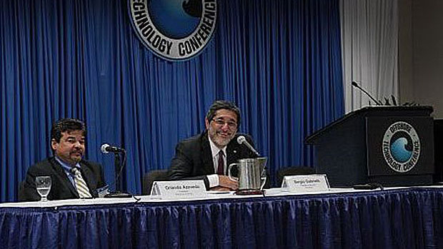 José Orlando Azevedo à esquerda) é primo do ex-presidente da Petrobras José Sergio Gabrielli