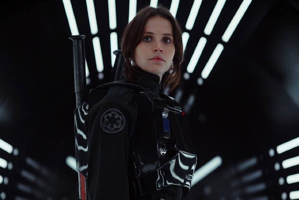 A atriz Felicity Jones em cena do filme 'Star Wars: Rogue One'