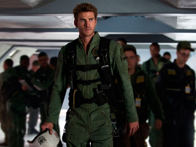 O ator Liam Hemsworth, em cena do filme Independence Day - O Ressurgimento