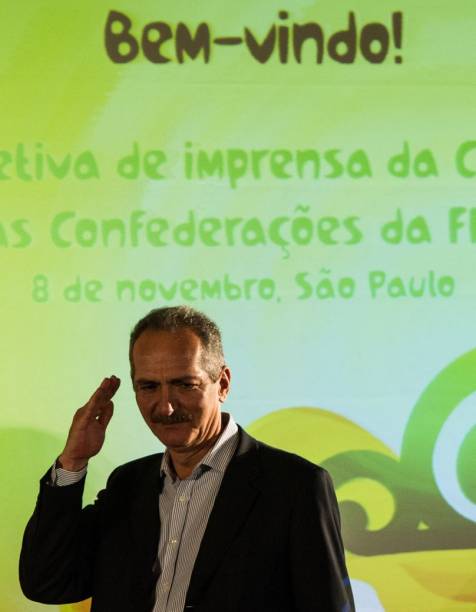 Aldo Rebelo no anúncio das sedes da Copa das Confederações, em São Paulo