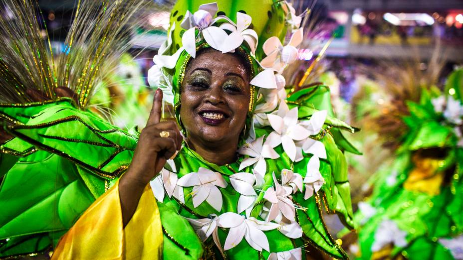 Desfile da escola de samba São Clemente com o samba enredo "Favela", pelo Grupo Especial do Carnaval do Rio de Janeiro, no sambódromo de Marques da Sapucaí