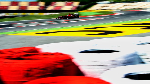 Fernando Alonso, da Ferrari, foi o mais rápido na primeira sessão de treinos livres para o GP da Espanha de F-1