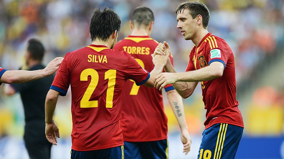 David Silva comemora gol durante partida entre Espanha e Taiti, válida pela Copa das Confederações, no Maracanã, nesta quinta-feira (20)