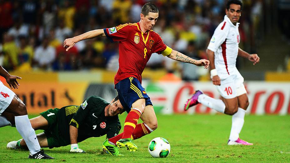 Fernando Torres marca gol durante partida entre Espanha e Taiti válido pela Copa das Confederações, nesta quinta-feira (20), no Maracanã