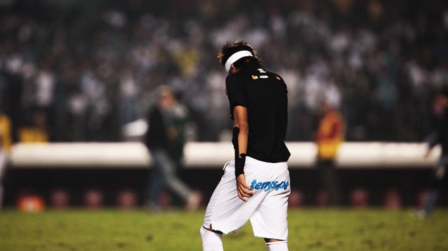 Neymar depois da partida entre Santos e Guarani