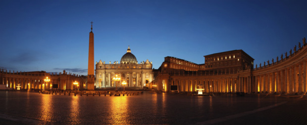 Praça São Pedro, no Vaticano.