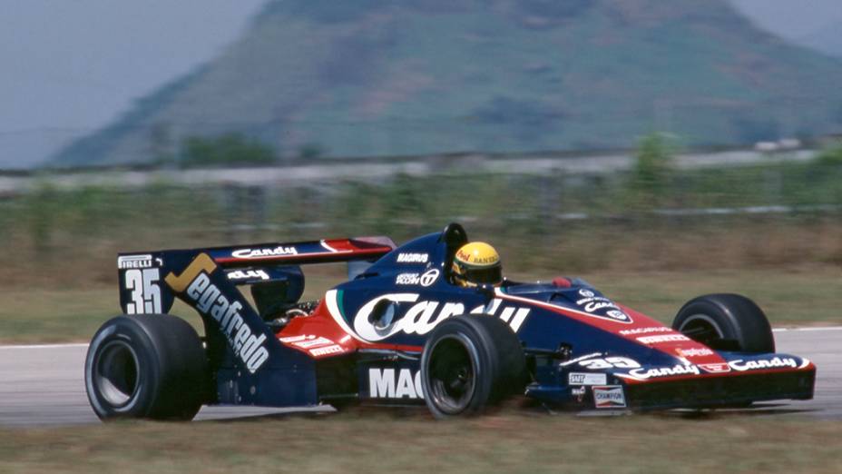 Ayrton Senna, com a Toleman Hart, no GP do Brasil, em Jacarepagua, em 1984