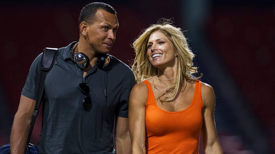 Alex Rodriguez do New York Yankees, com sua namorada Torrie Wilson em julho de 2012