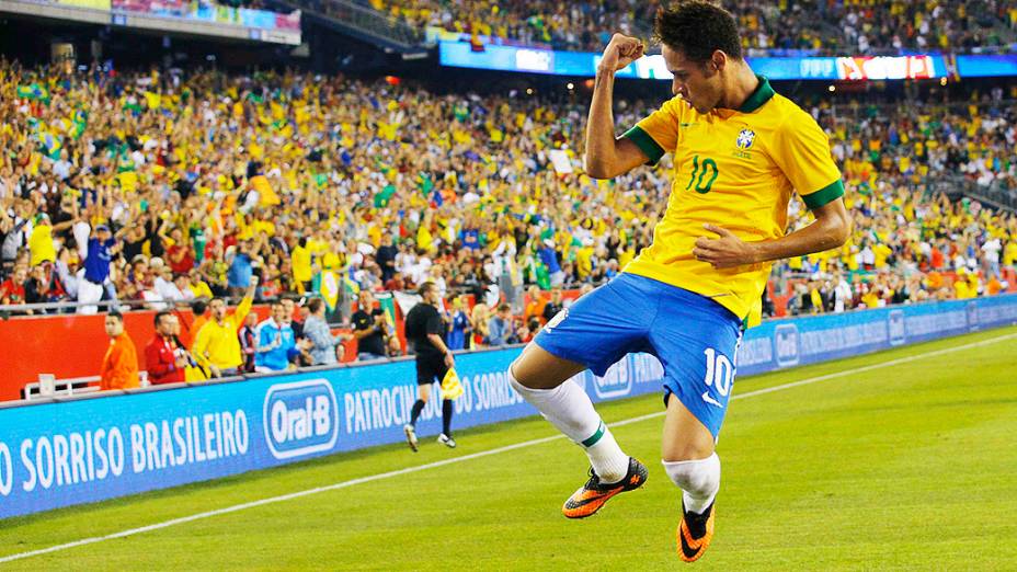 Neymar comemora gol contra Portugal durante jogo amistoso em Foxborough, Massachusetts