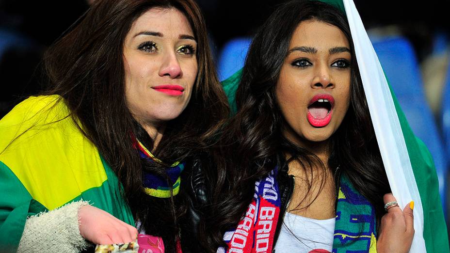 Tocida brasileira comparece no amistoso entre Brasil e Rússia, no estádio Stamford Bridge em Londres