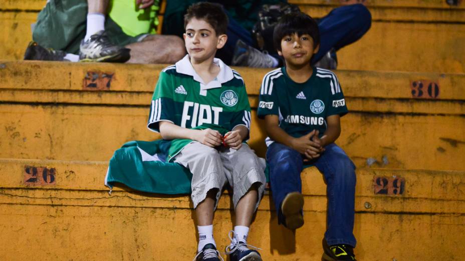 Palmeiras vence o Bragantino no Pacaembu em São Paulo por 2x1 nesta sexta-feira (2)