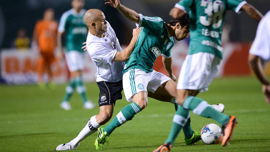 Palmeiras vence o Bragantino no Pacaembu em São Paulo por 2x1 nesta sexta-feira (2)