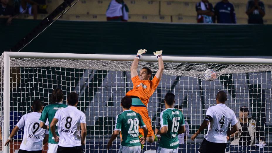 Palmeiras vence o Bragantino no Pacaembu em São Paulo por 2x1 nesta sexta-feira (2)