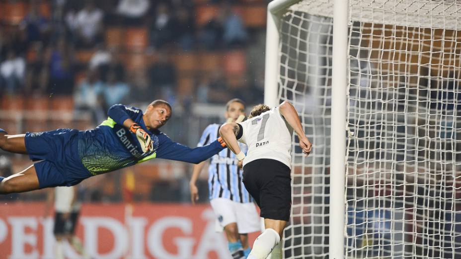 Jogo entre Corinthians e Grêmio no estádio Pacaembu em São Paulo nesta quarta (31)