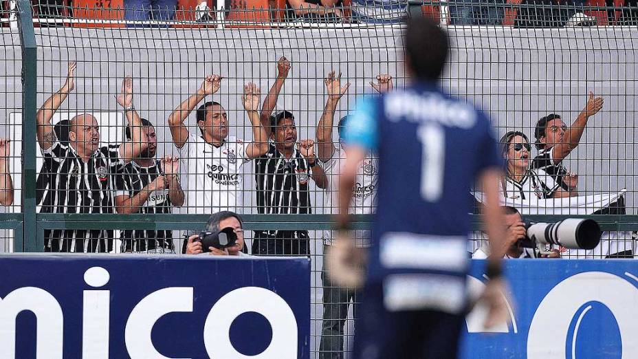Corinthians vence a primeira partida da final do Campeonato Paulista por 2 a 1, no Pacaembu, São Paulo