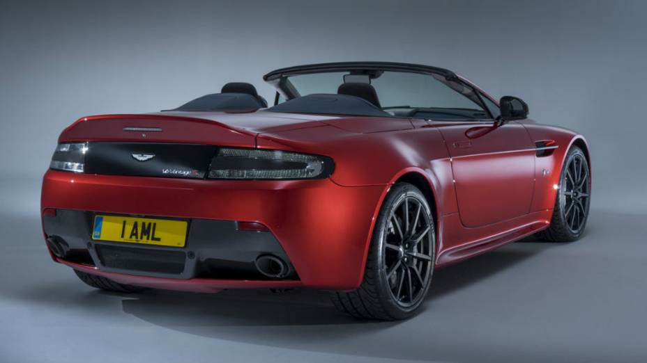 Aston Martin V12 Vantage S Roadster