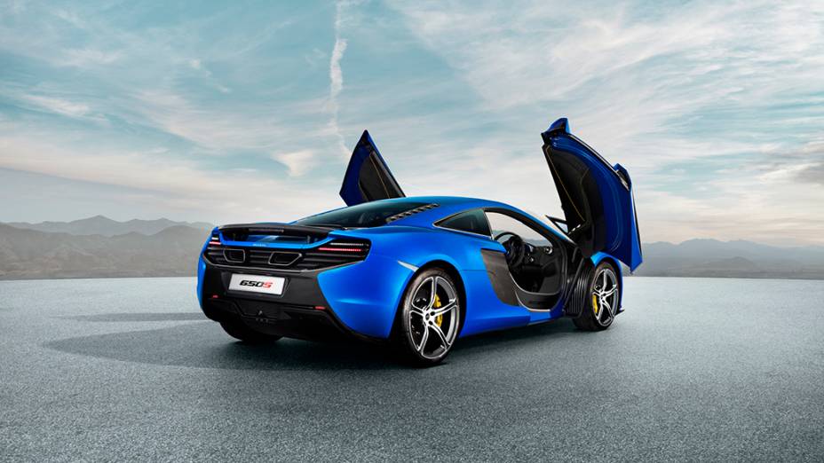 O esportivo McLaren 650s